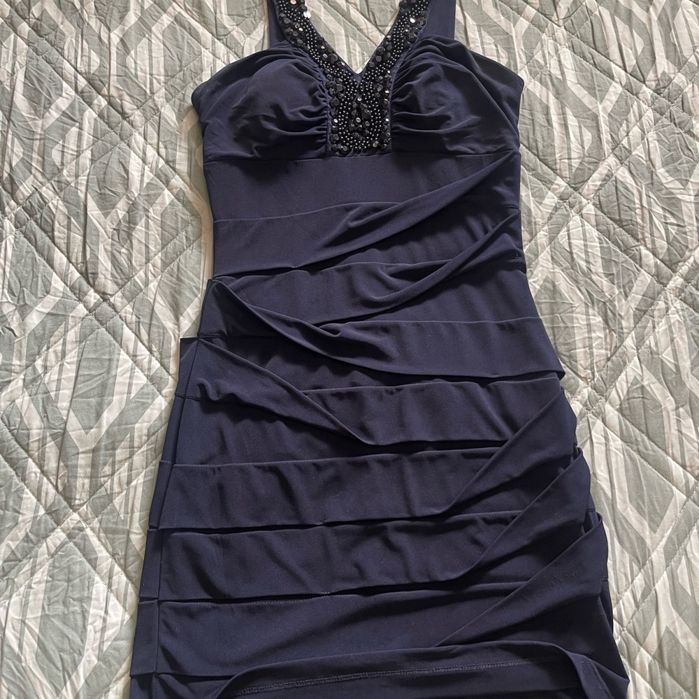 Elegant Navy Blue Sleeveless Dress